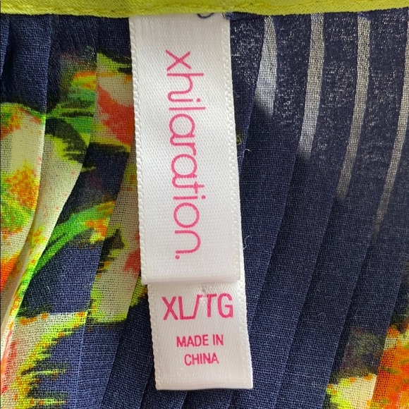 Exhilaration pleated sheer tank top 07174 - Picture 4 of 5